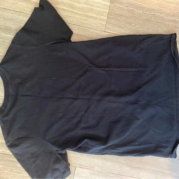 Boy's Youth Size Large Black Red Beast Nike Dri-Fit T Shirt Tee Top - Picture 3 of 3